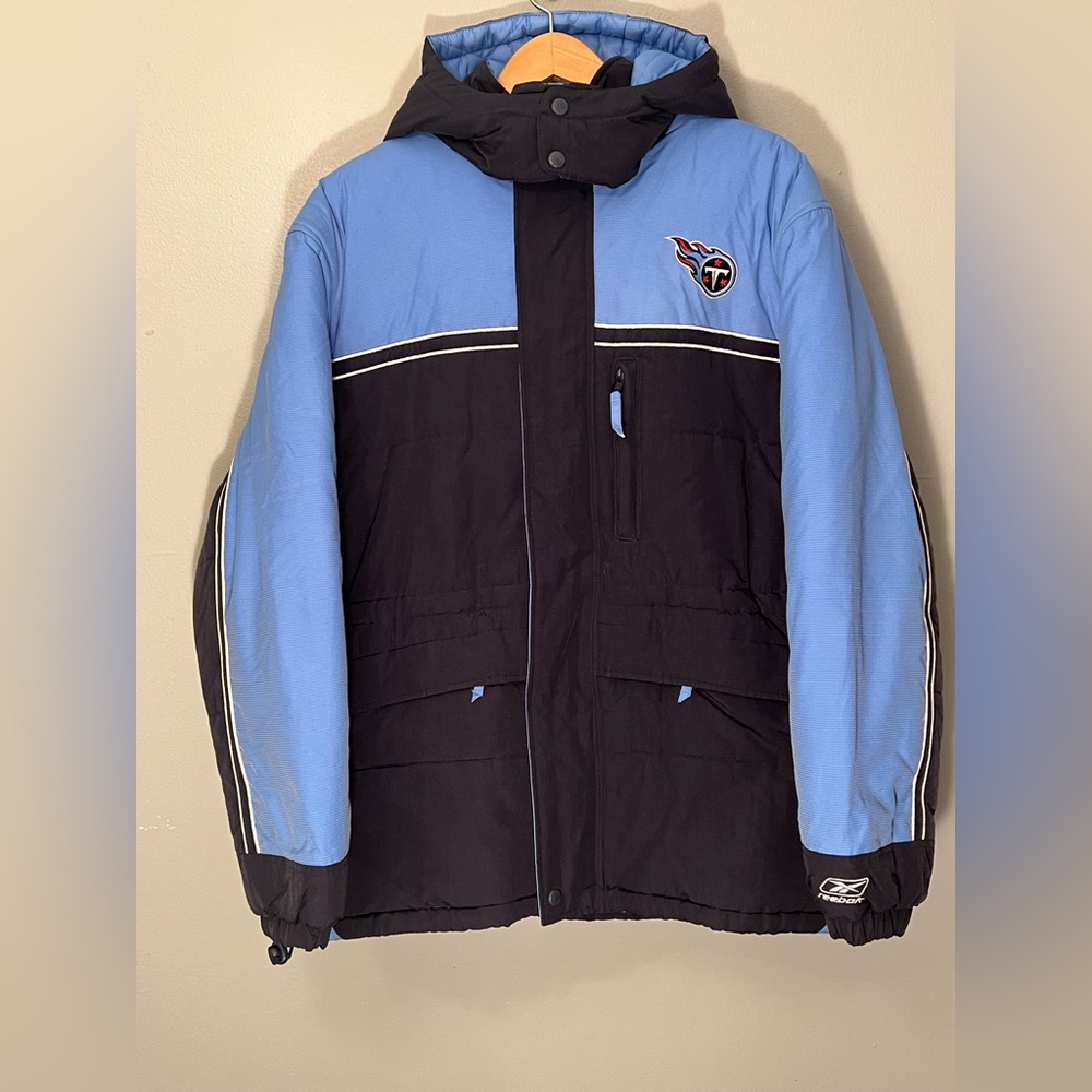 Vintage Tennessee Titans Embroidered NFL Reebok Winter Outdoor Jacket Size Large